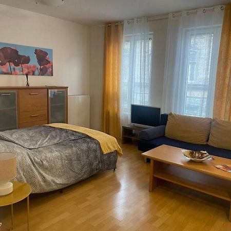 Central Studio Close To Andrassy Avenue For 4 Persons Budapest Exteriör bild