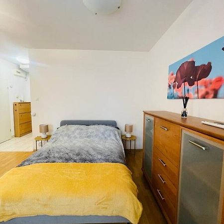 Central Studio Close To Andrassy Avenue For 4 Persons Budapest Exteriör bild